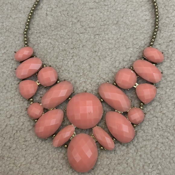 Pink necklace - Picture 2 of 3